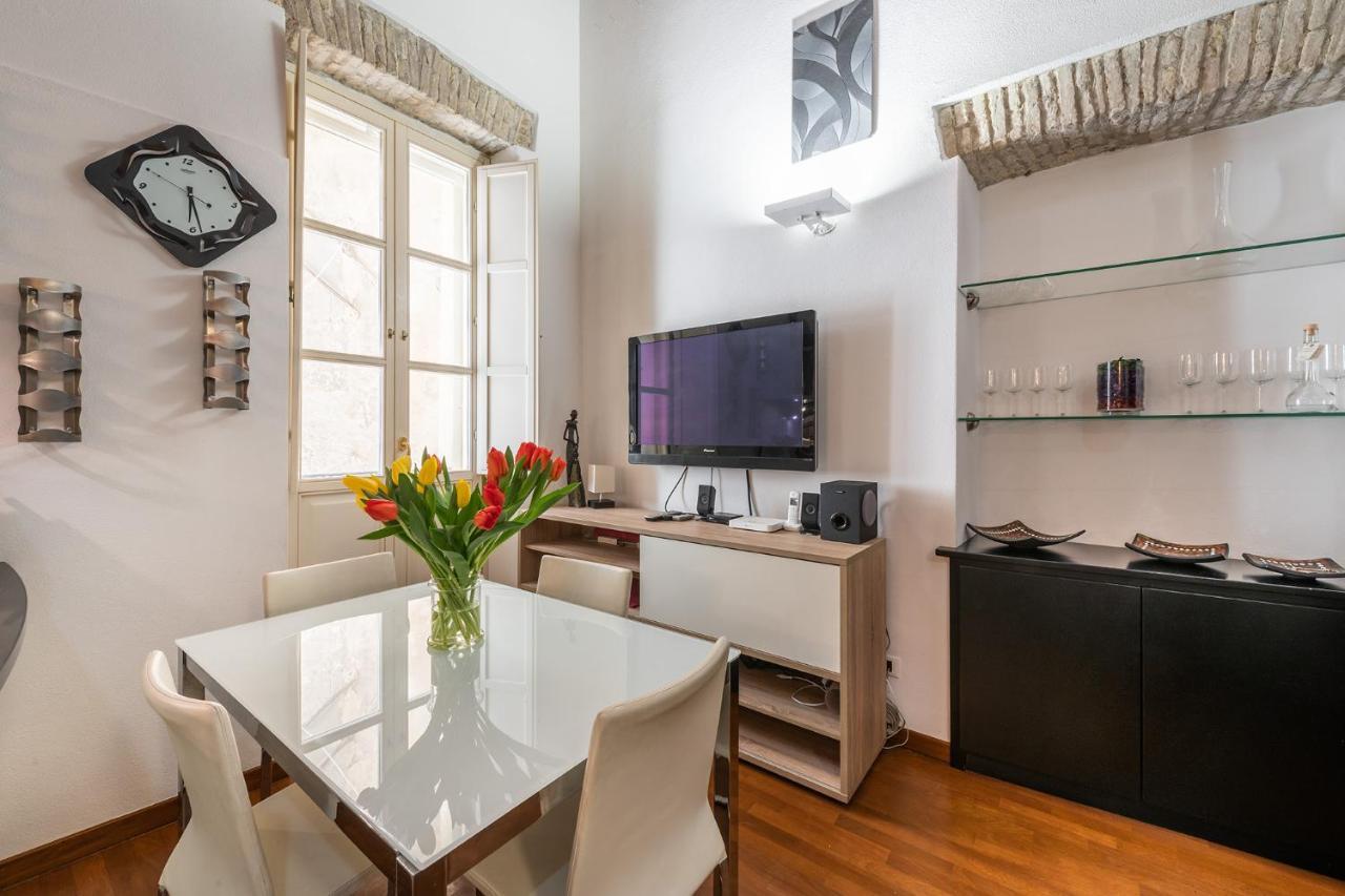 Suite Martini Al Castello Cagliari Buitenkant foto